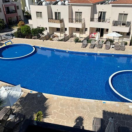 Kings Resort 1 Bedroom Apartment Пафос Екстериор снимка