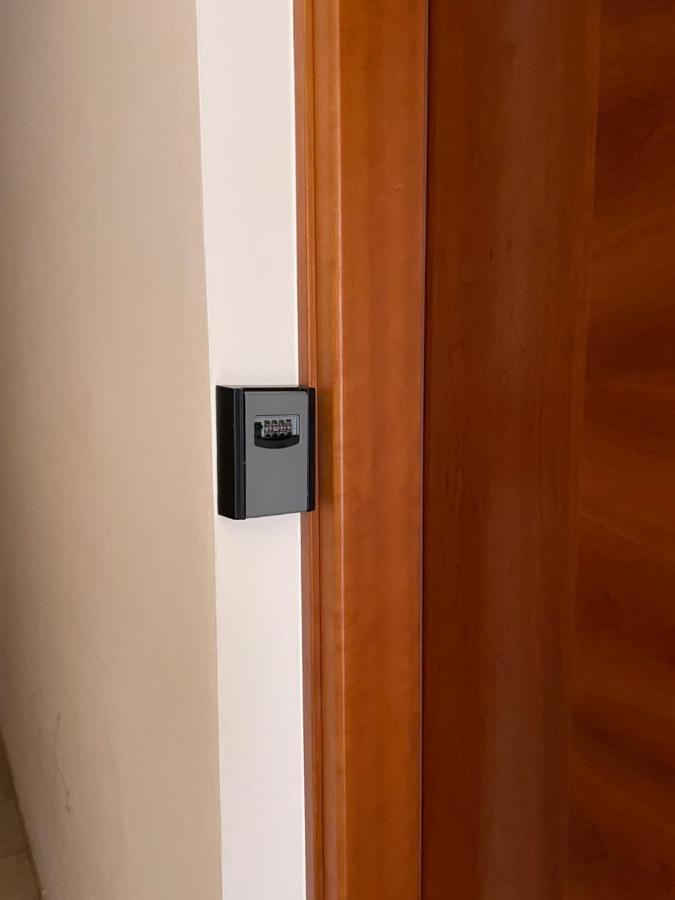 Kings Resort 1 Bedroom Apartment Пафос Екстериор снимка